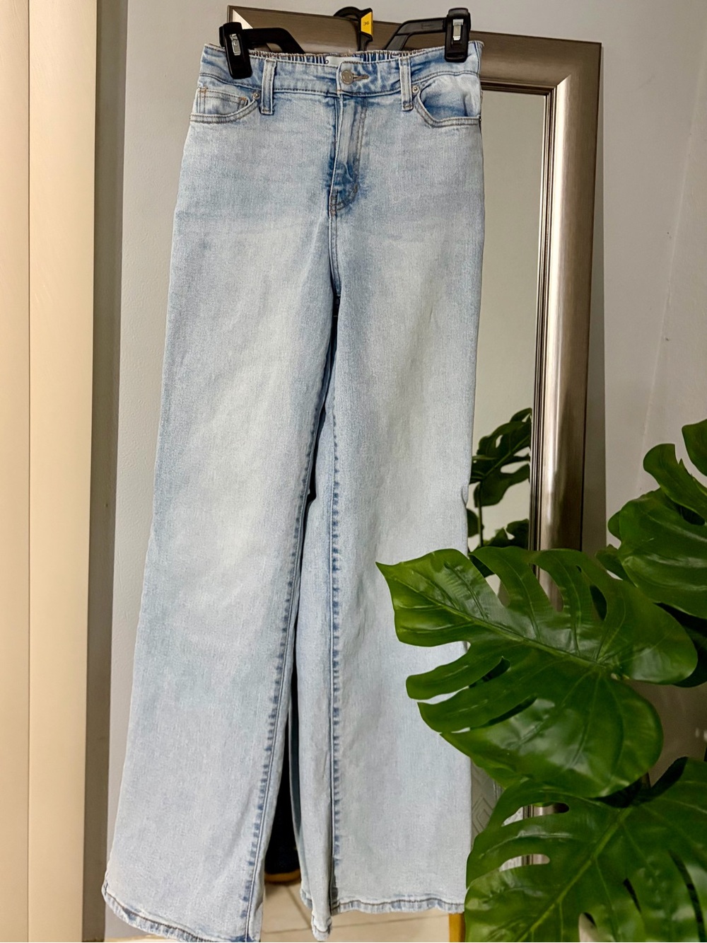 No Boundaries Light Blue High-Rise Wide Leg Jeans